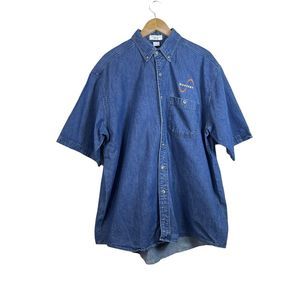 Hooters Vintage Embroidered Denim Short Sleeve Button Do…